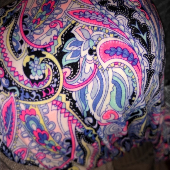 5/$25🖤 Victoria’s Secret bikini top - Picture 2 of 4